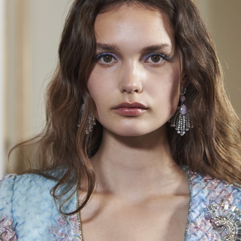 صبغات شعر بني من دار ارماني