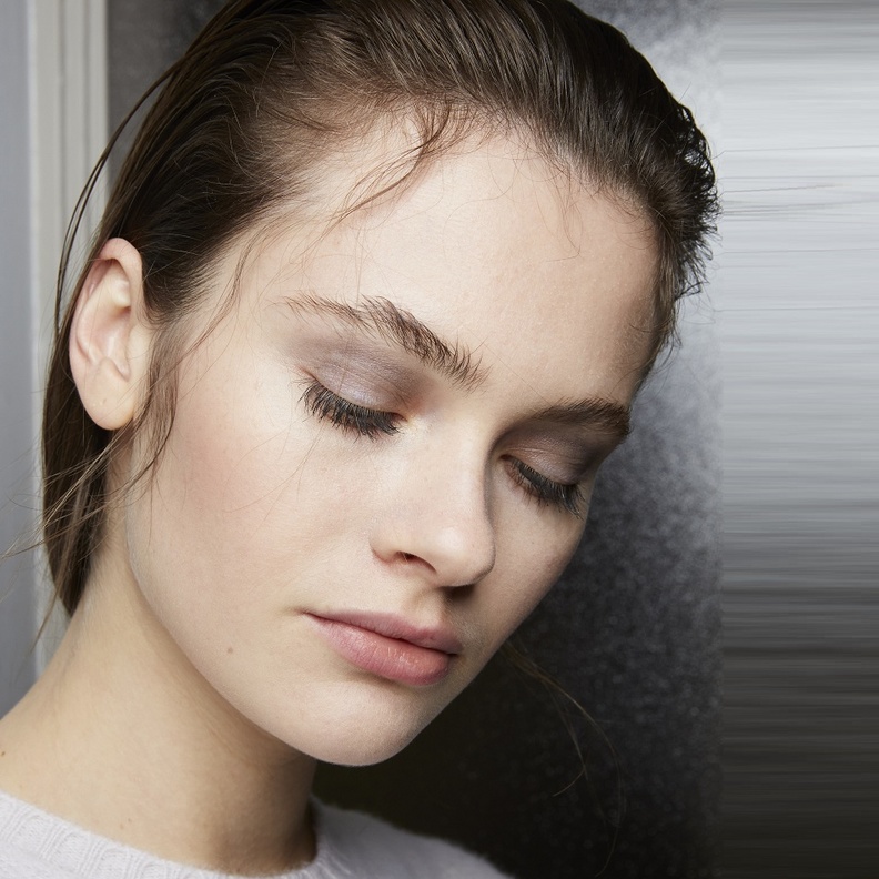 مستحضرات تجعل بشرتك متوردة ومشرقة مع قدوم الشتاء