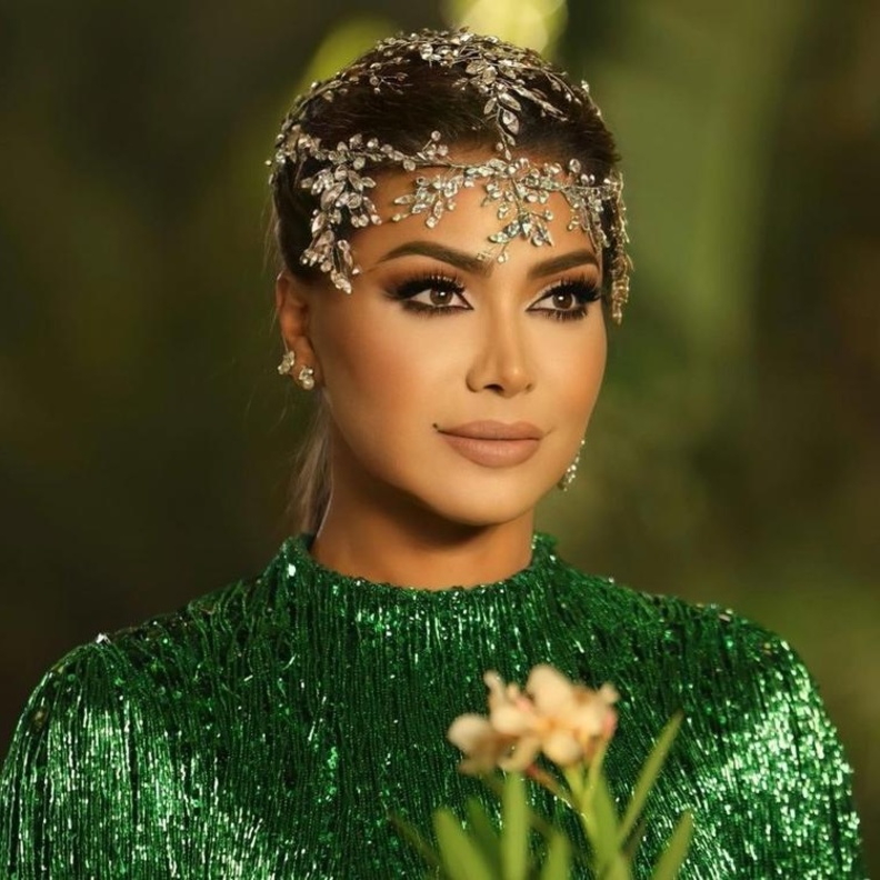أفضل إطلالات الفنانة نوال الزغبي الجمالية في حصاد عام 2021