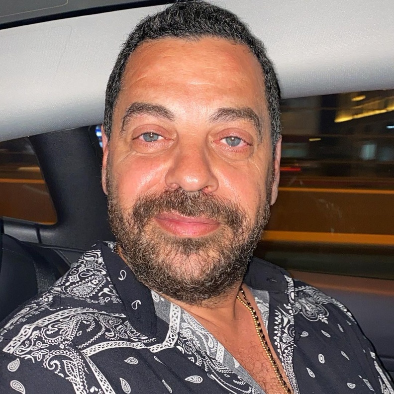 المخرج طارق العريان