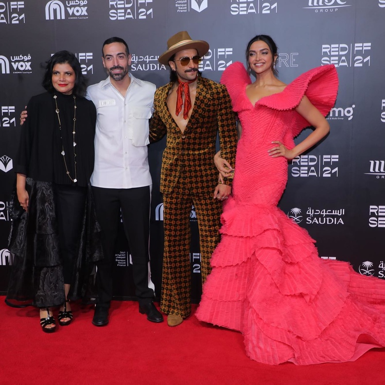 نجوم فيلم 83