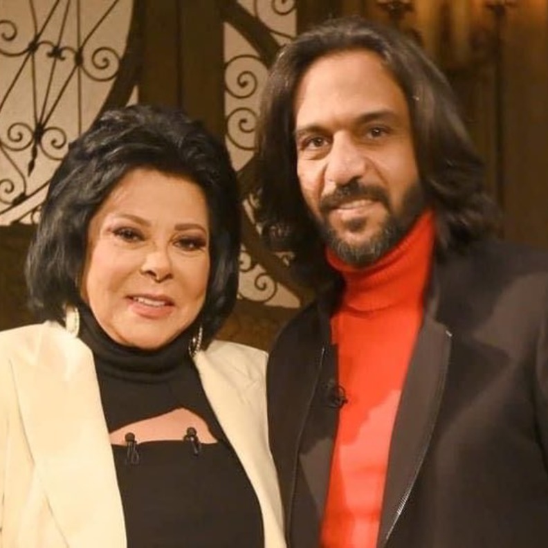 بهاء سلطان  وإسعاد يونس