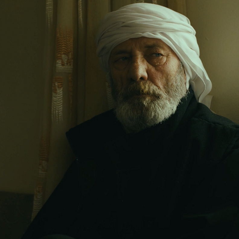 فيلم الغريب