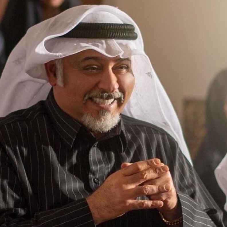 مواعيد عروض مسرحية "قحفية وغترة وعقال" لـ حسن البلام في فعاليات مهرجان دبي