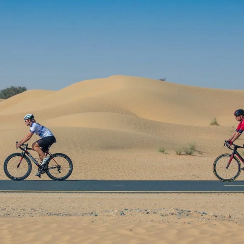 مسار القدرة للدراجات الهوائية.. تجربة مشوقة لاكتشاف صحراء دبي على دراجتك الهوائية