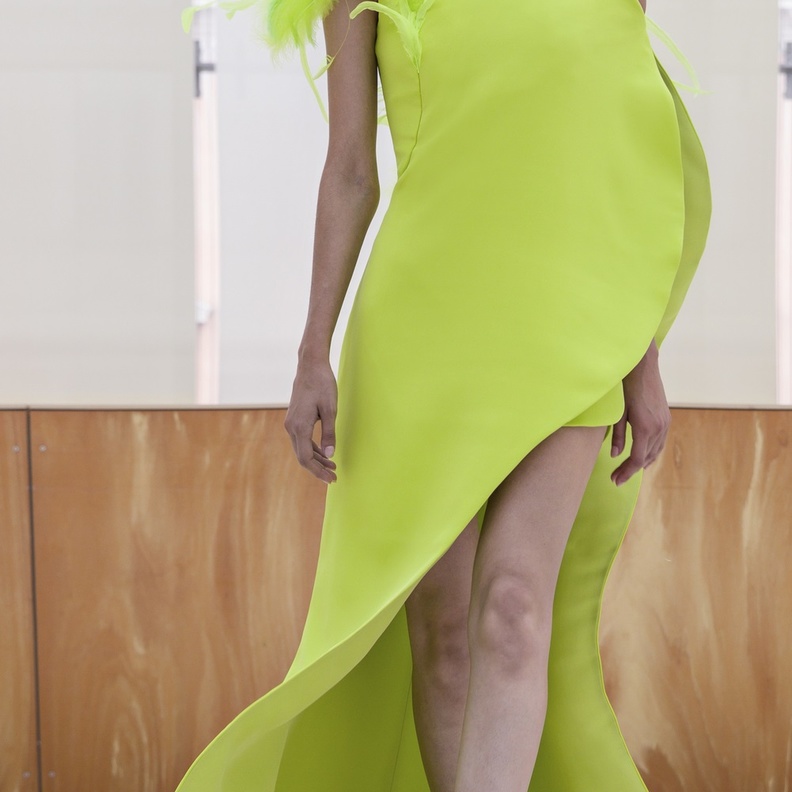 تنسيق 3 إطلالات راقية لا غنى عنها في سهرات رأس السنة 2022