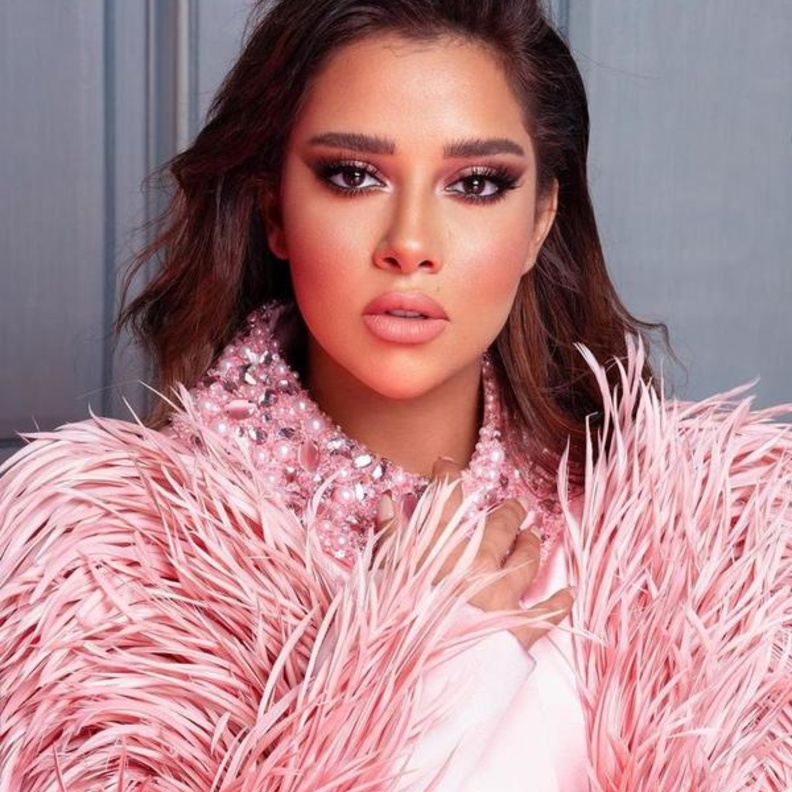 أليشيا كيز تغنى مع بلقيس