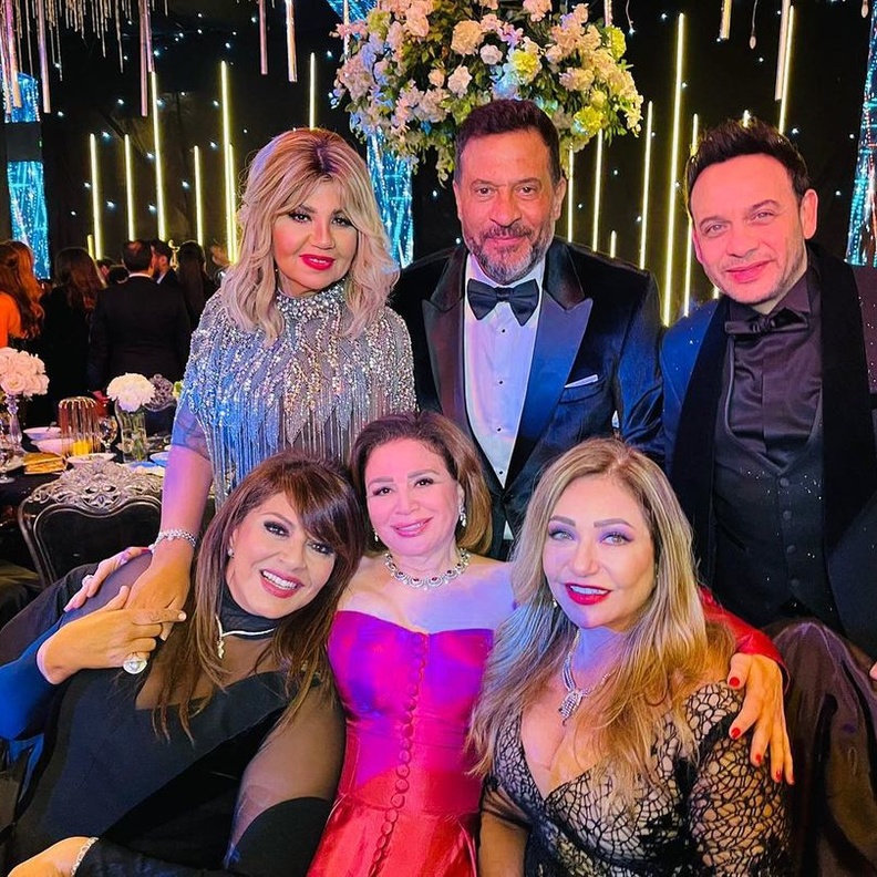 النجمات في زفاف ابنة ماجد المصري