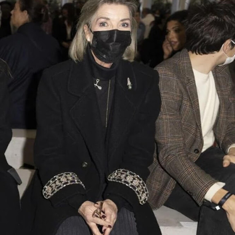 الأميرة كارولين في عرض أزياء شانيل Metiers D'Art 2021-2022