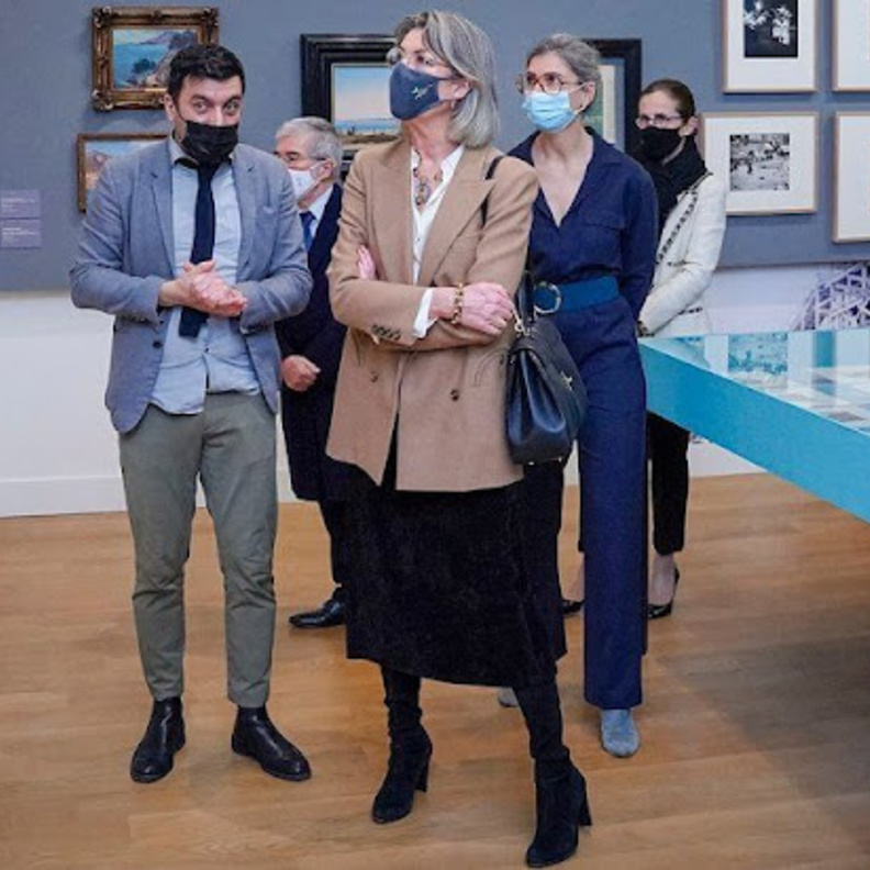 الأميرة كارولين تزور معرض "موناكو - الإسكندرية" في فيلا ساوبر