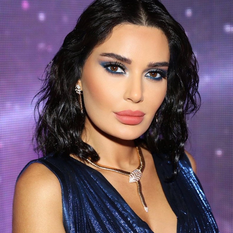 أجمل اطلالات سيرين عبد النور الجمالية في حصاد 2021