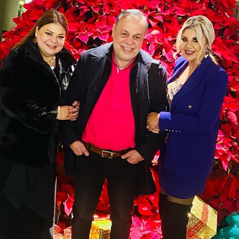 أشرف زكي وماجدة زكي وبوسي شلبي