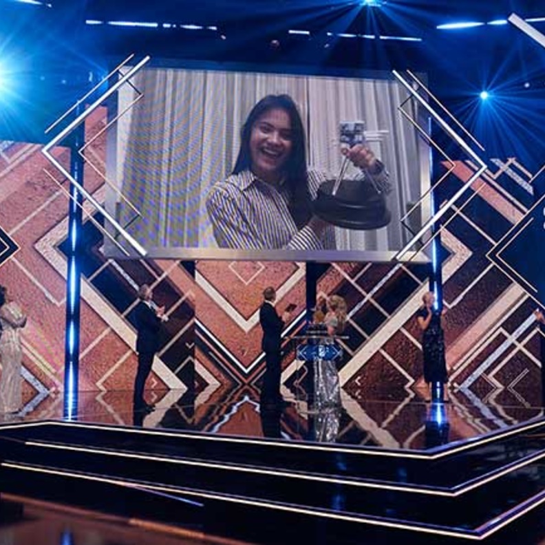 وليام وكيت يحتفلان بإنجاز جديد لإيما رادوكانو