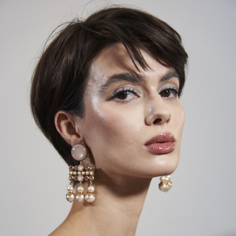 5 نصائح ليبدو مكياجك مثاليا كالمحترفين في ليلة رأس السنة 2022