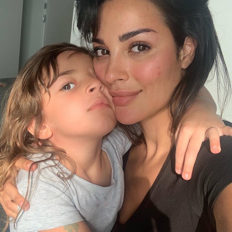 ابنة نادين نسيب نجيم تصدم والدتها ببراعتها في الرقص