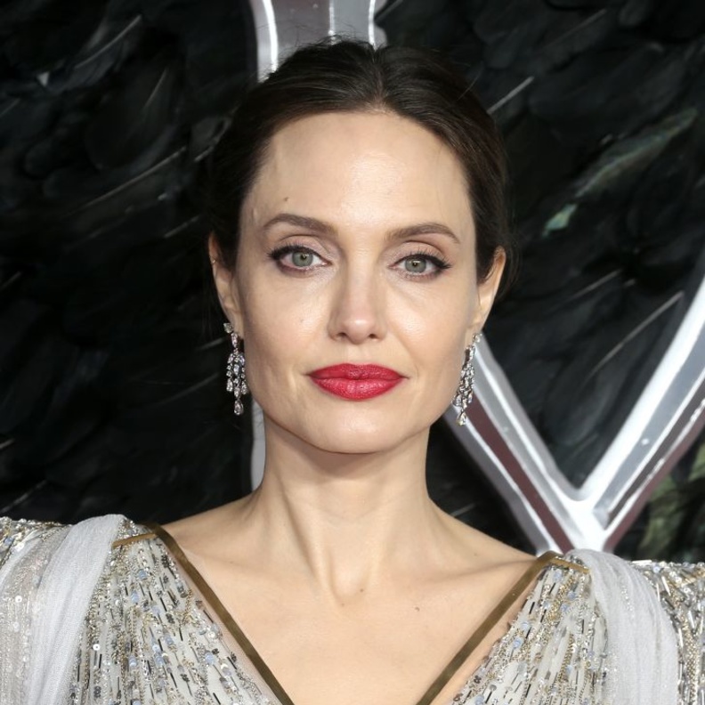 أجمل ألوان أحمر شفاه مميزة اختارتها أنجلينا جولي خلال عام 2021