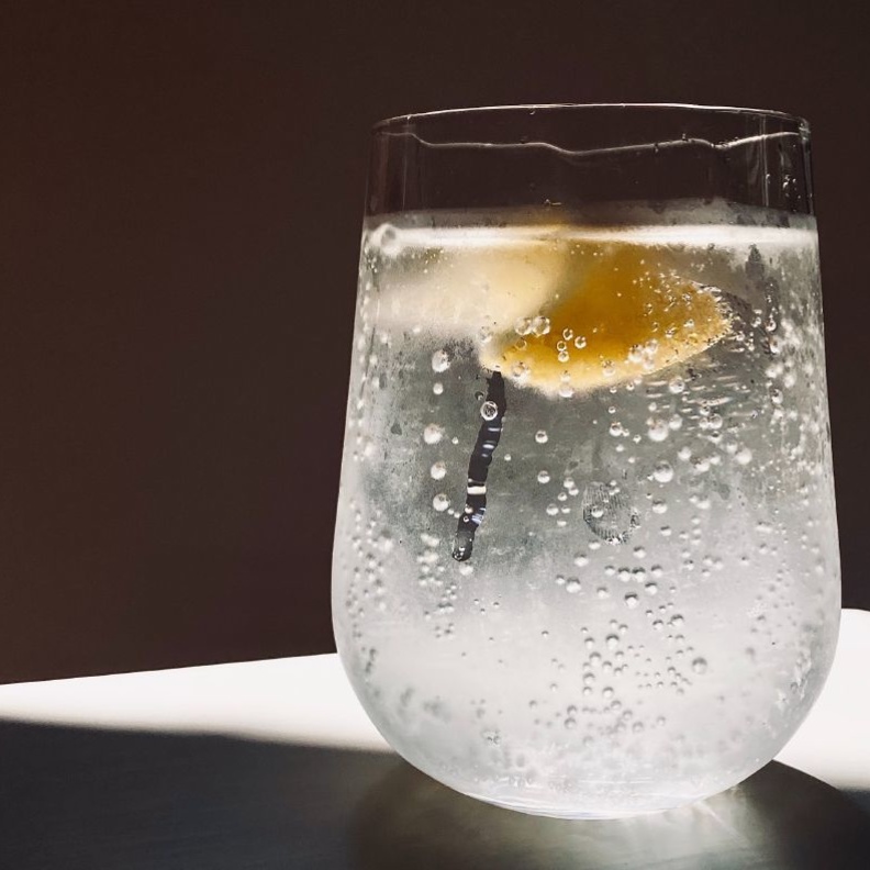 فوائد المياه الغازية الصحية