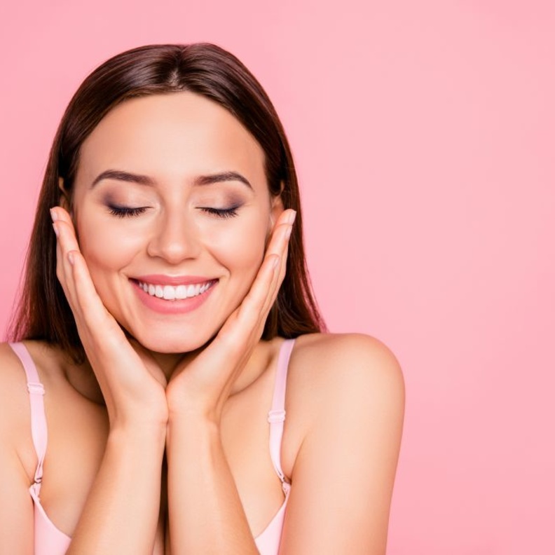 أفضل خلطات طبيعية لتوريد الخدود في أسبوع