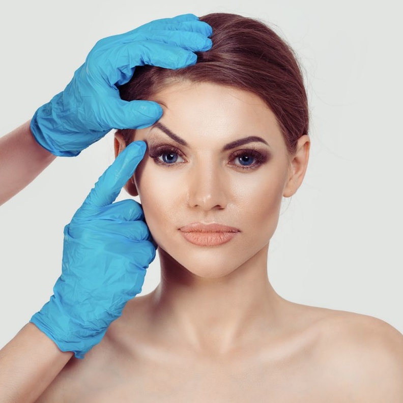 مميزات عملية تجميل الجفن وأهم نتائجها