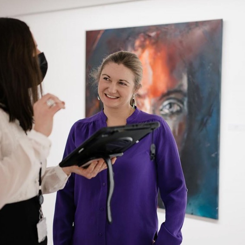 الأميرة ستيفاني تزور معرض Immersion