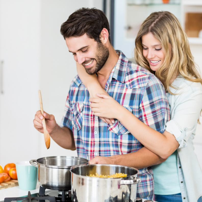 shutterstock_أنشطة رومانسية بديلة عن شهر العسل في فصل الشتاء