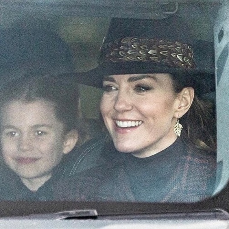 ظهور وليام وكيت مع أطفالهما الثلاثة