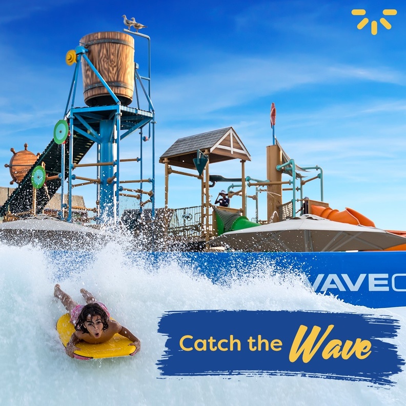 استمتع بركوب الأمواج في لاجونا ووتر بارك