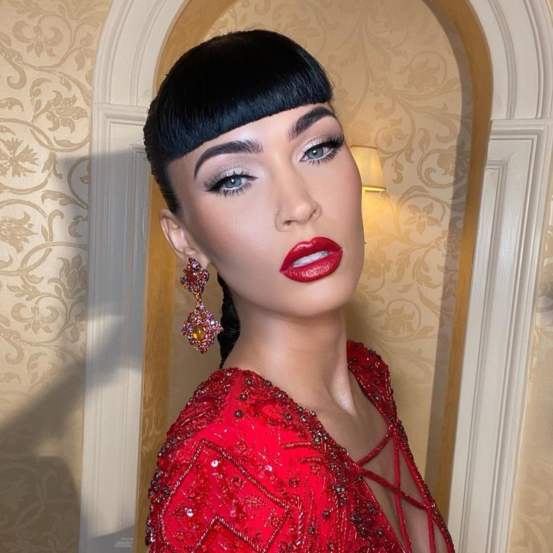 صور أجمل إطلالات ميغان فوكس الجمالية بعد إعلان خبر خطوبتها