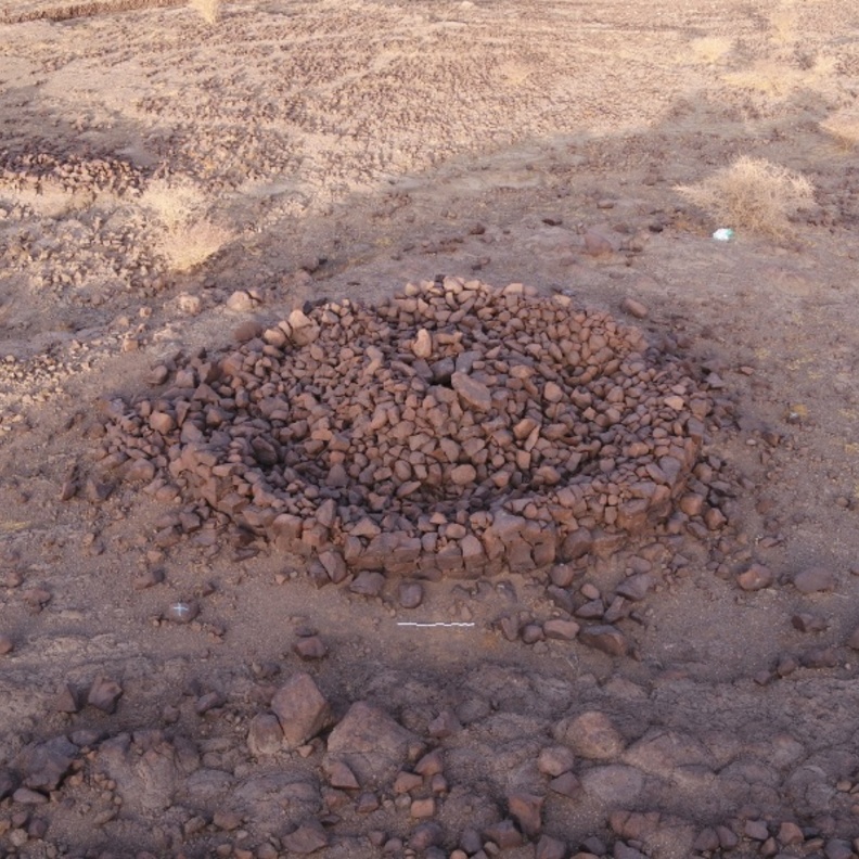 مقابر قديمة تكشف أسرار شبكة طرق عمرها 4500 عام في شمال غرب شبه الجزيرة العربية