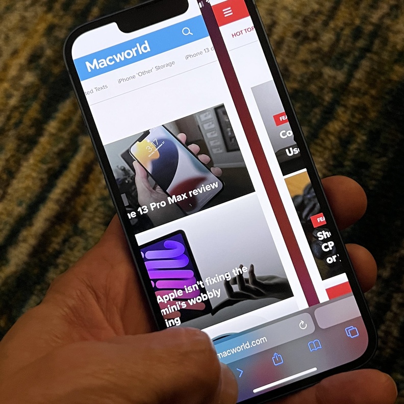 ثغرة أمنية تستهدف بيانا أجهزة آبل عبر Safari 15