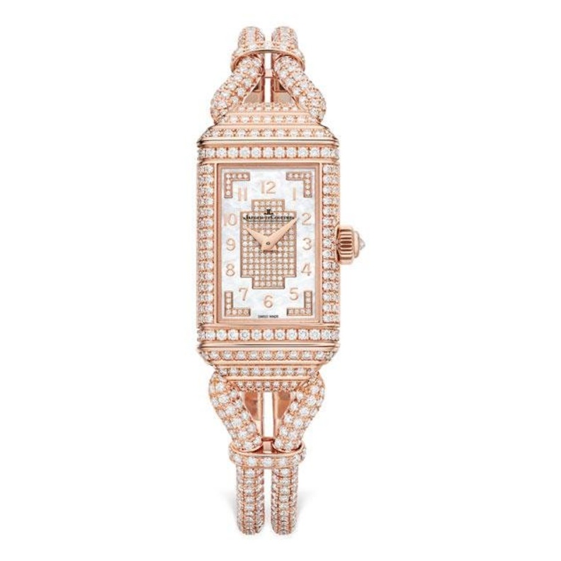 ساعة من جيجر لوكولتر  Jaeger-LeCoultre