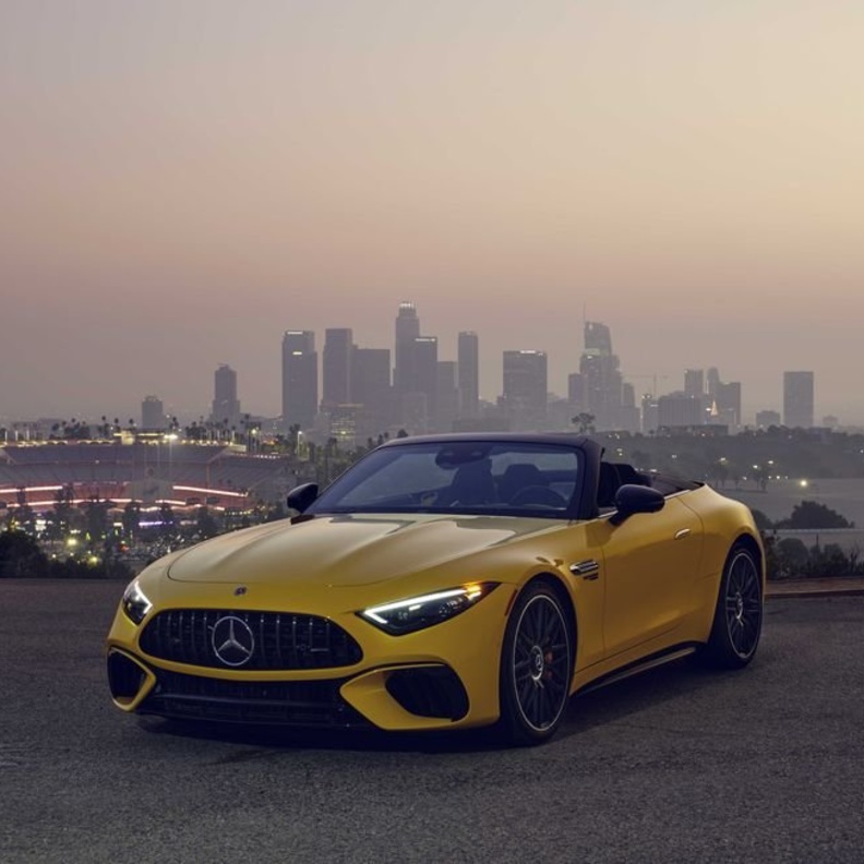 سيارة مرسيدسSL الكابريو