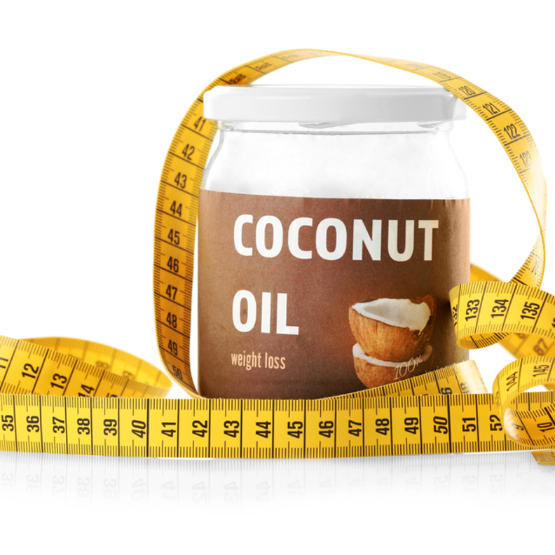 فوائد زيت جوز الهند للتخلص من دهون البطن والأرداف