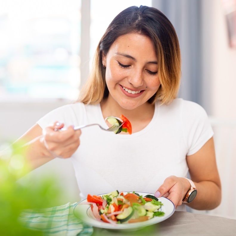 ما هي أفضل الاطعمة للمصابين بمتحور أوميكرون