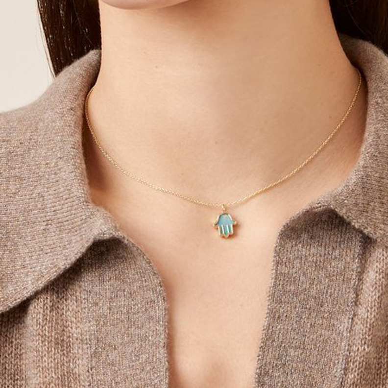 مجوهرات ذهب بحجر الأوبال الأزرق لأناقة النهار