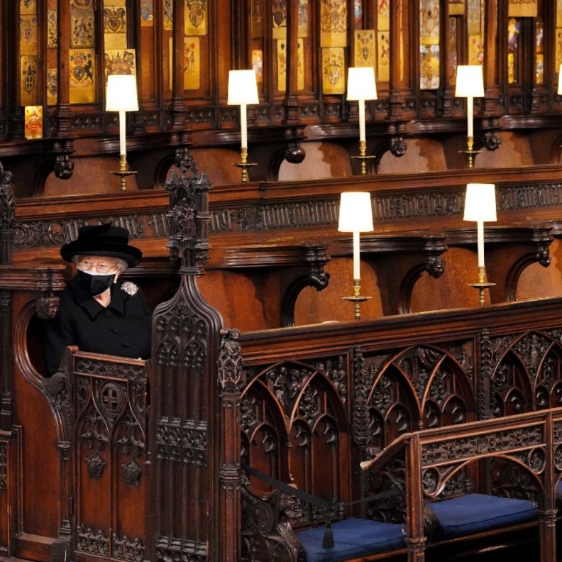 الحزن يخيم على الملكة إليزابيث الثانية في بداية العام الجديد