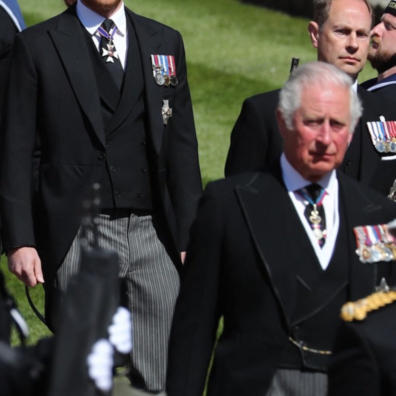 تشارلز ولي عهد بريطانيا "فخور" بابنه الأمير هاري