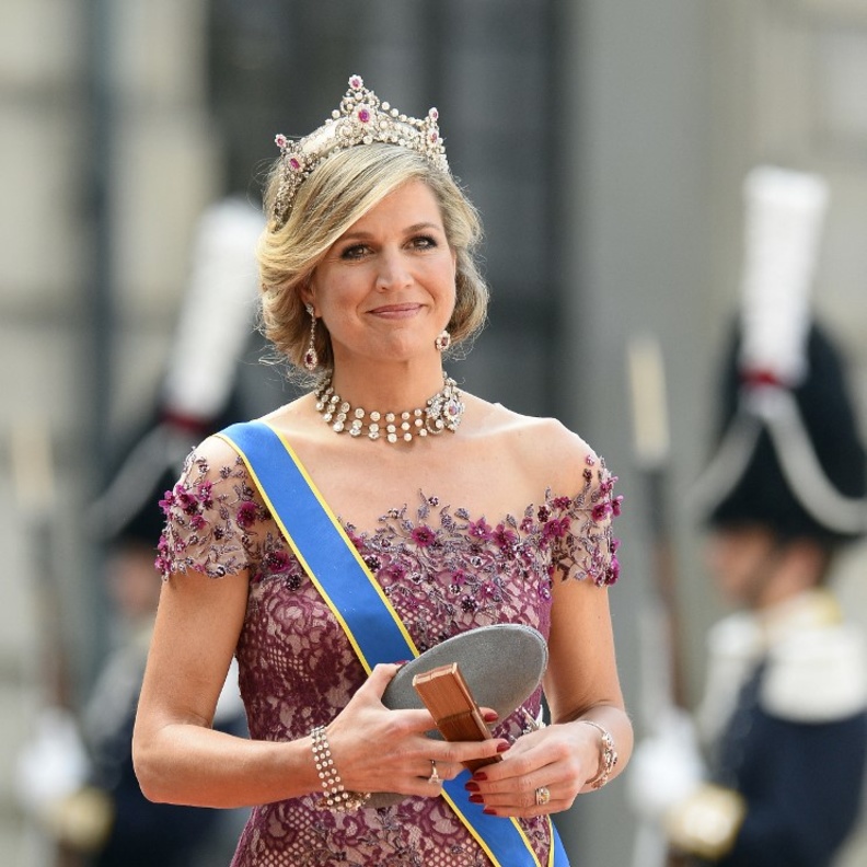  تاج الملكة ماكسيما المرصع بالياقوت والألماس