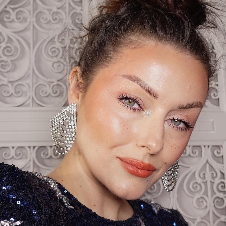 صورة من حساب KATIE JANE HUGHES على انستغرام