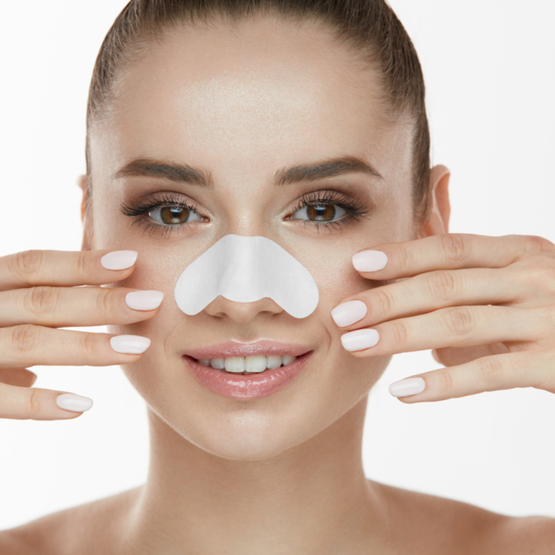 ماسك لإزالة الرؤوس السوداء