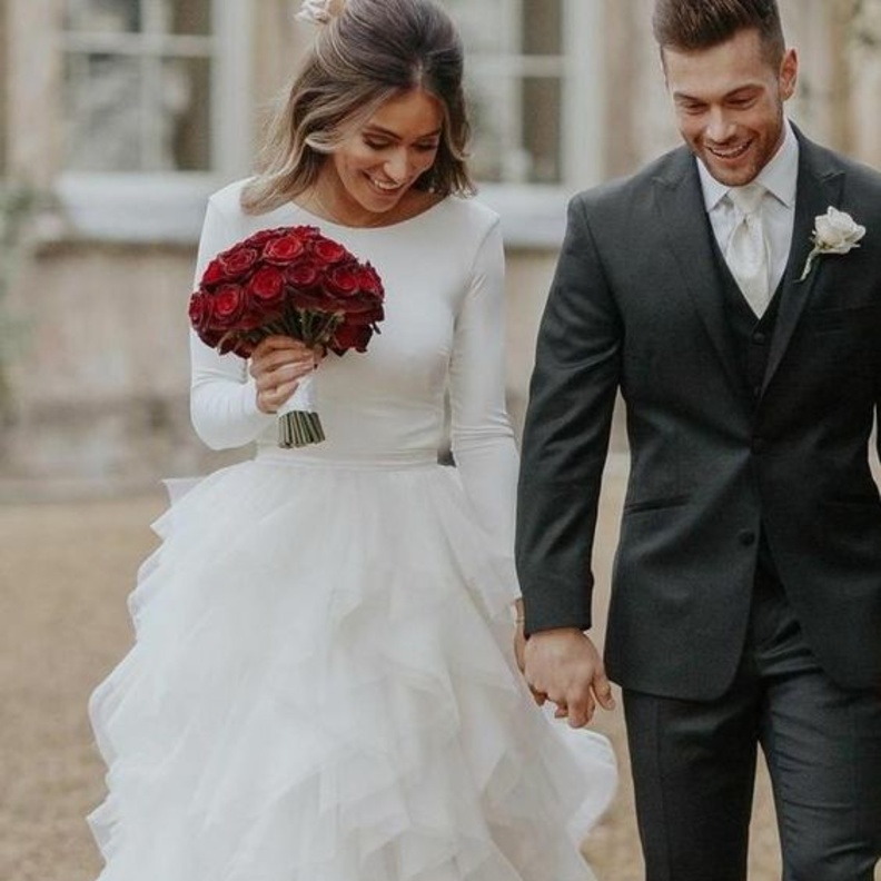 أفكار رائعة لفساتين الزفاف من قماش التول