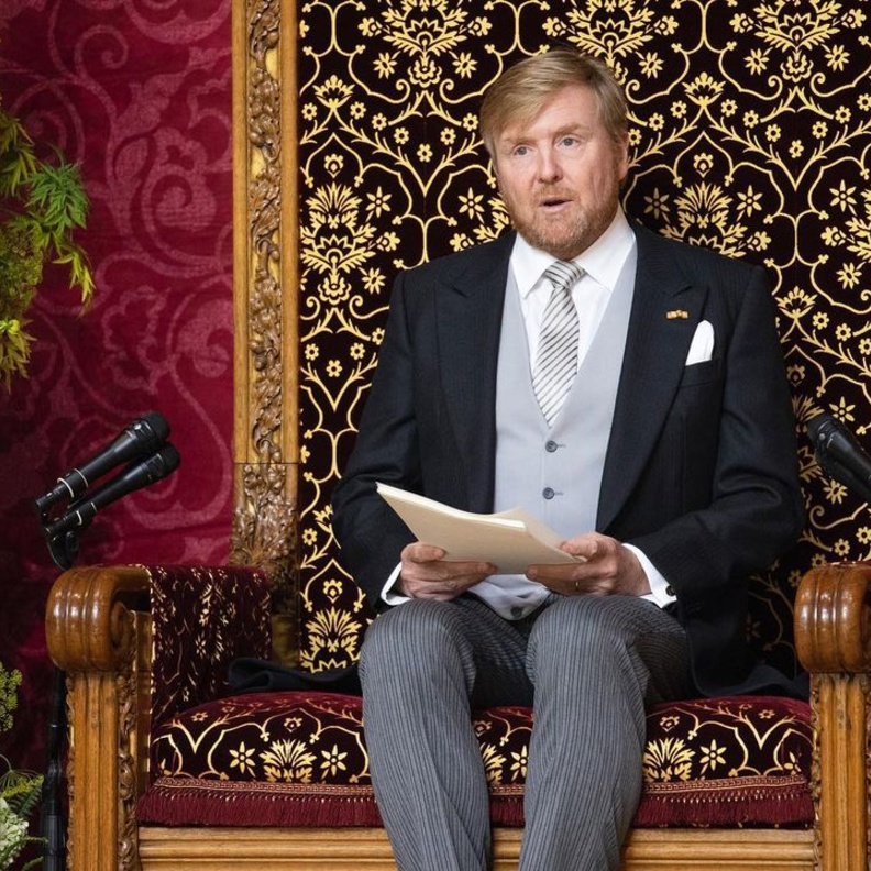 ملك هولندا يوقف استخدام "العربة الذهبية" 