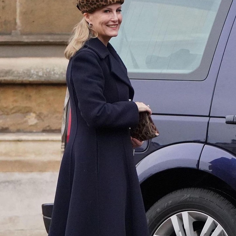 كونتيسة وسكس تعود إلى العمل بعد موسم العطلة بزيارة خارجية