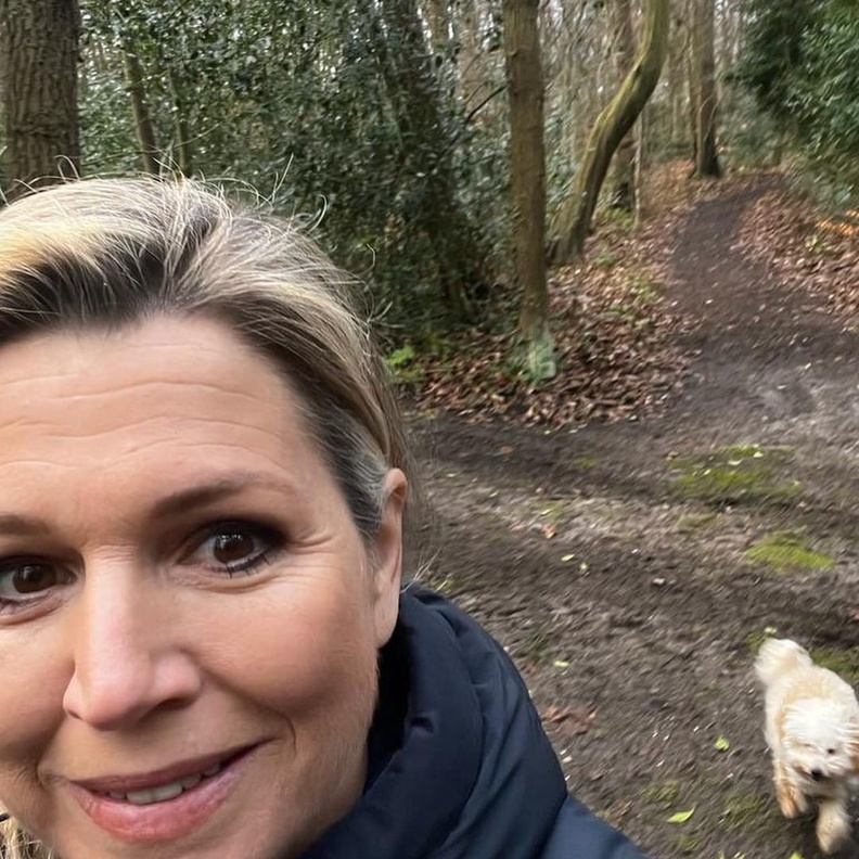 ملكة هولندا تنشر صور بمناسبة يوم الاثنين الأزرق