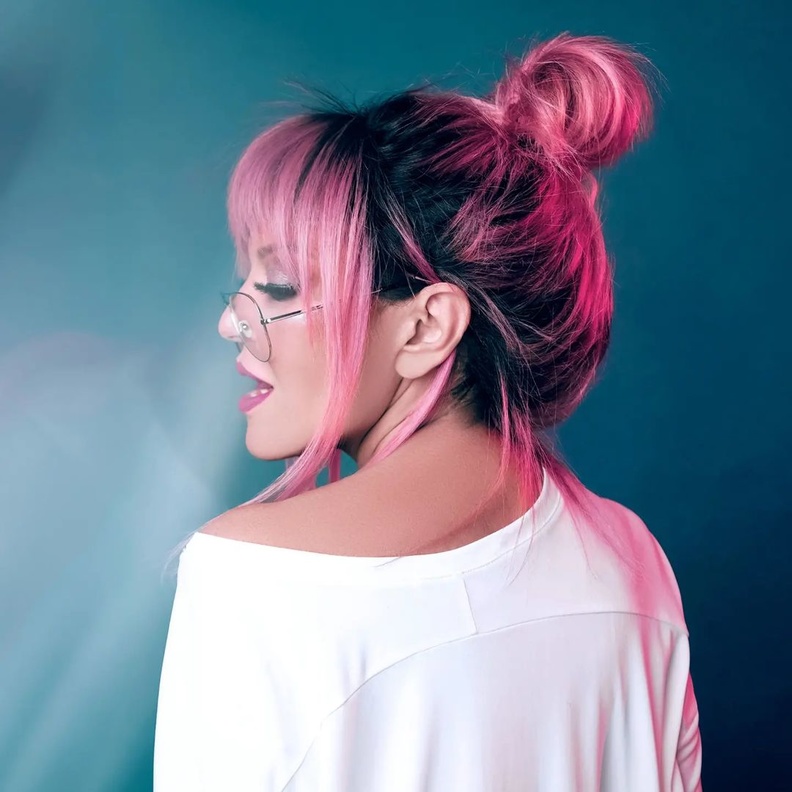 ابرز نجمات اخترن صبغات شعر جريئة ..سميرة سعيد وأصالة أحدثهن