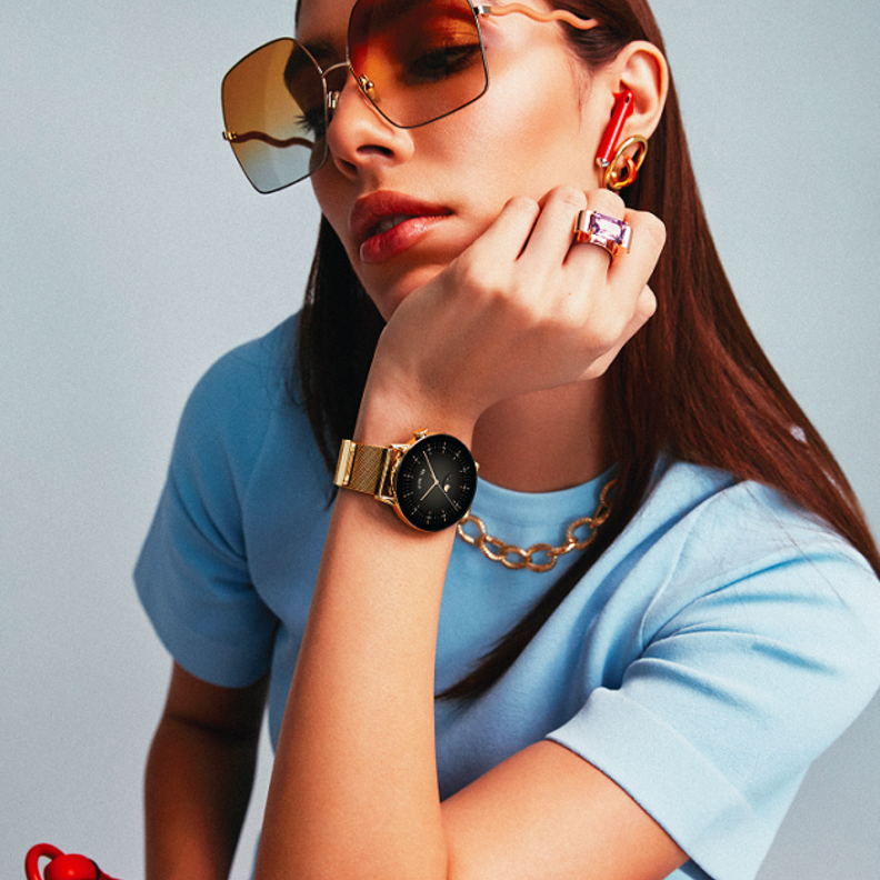 جلسة تصويرية خاصة بمجلة "هي" تحت عنوان الإبداع في جيبك