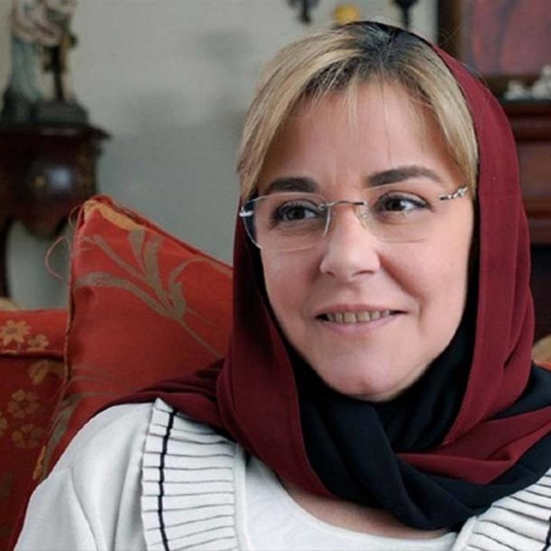 مها أبو عوف