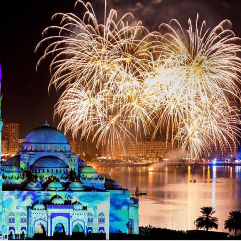 عروض ضوئية مبهرة في انطلاق النسخة الـ 11 من مهرجان أضواء الشارقة 2022