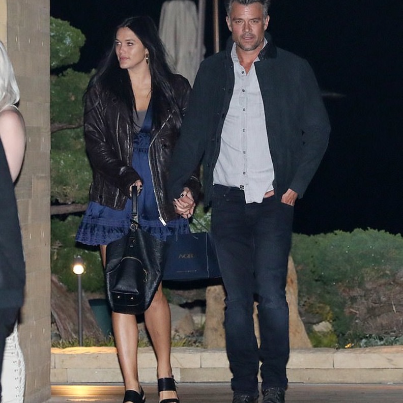 خطبة جوش دوهامل على أودرا ماري