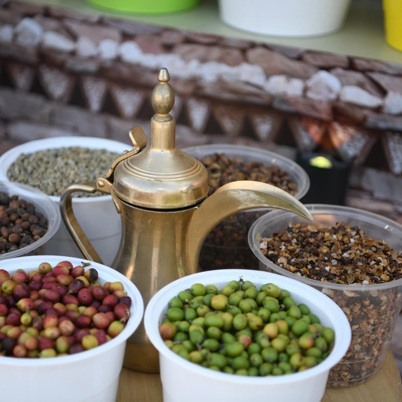 رحلة ساحرة لعشاق القهوة ولوحات فنية خلابة في مهرجان البن الخولاني السعودي